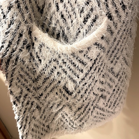 Winter Cardigan - Picture 3 of 5